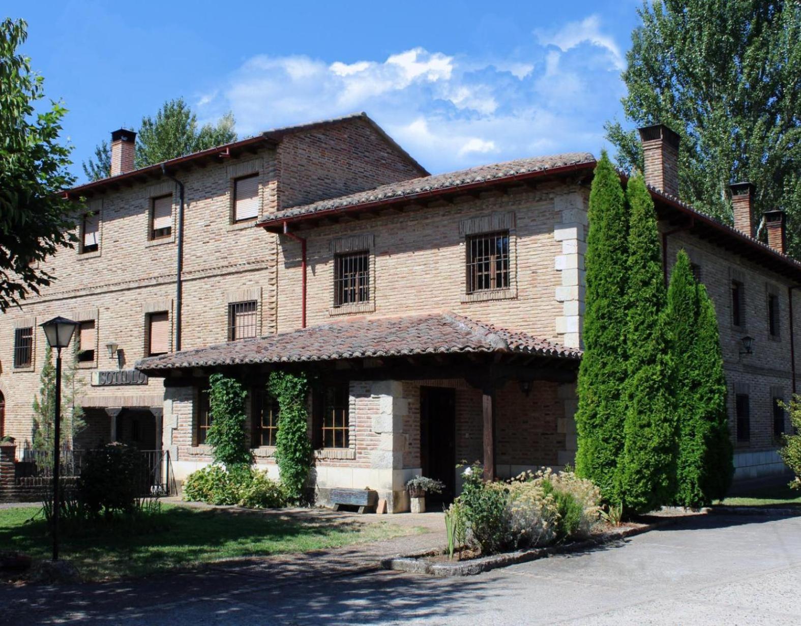Molino El Sotillo Villa Saldaña Екстериор снимка